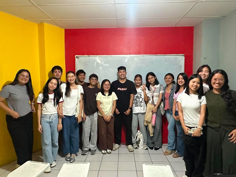 UPCAT review class group photo at Brainbox, 4 of 6