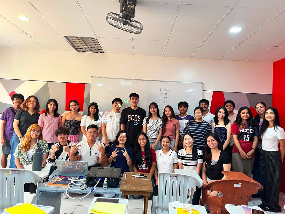 UPCAT review class group photo at Brainbox, 6 of 6